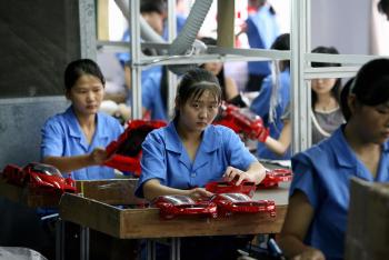 alienated-china-worker.jpg