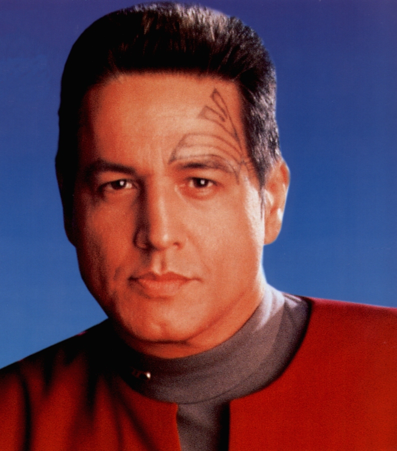 Chakotay-chakotay-31748193-793-899.jpg