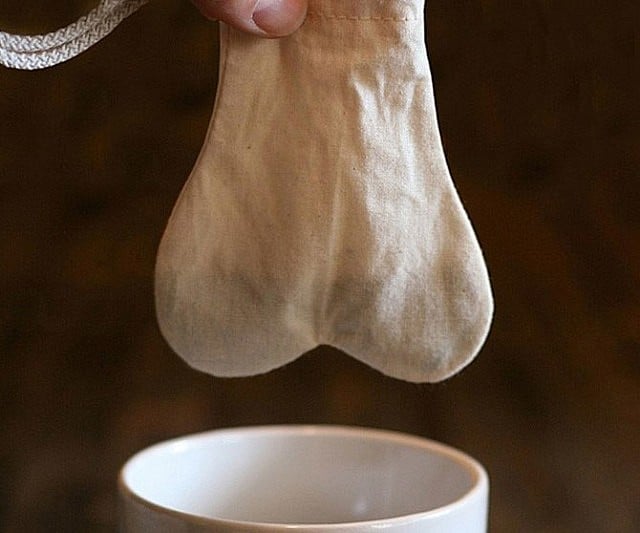 teabagging-tea-bag-640x533.jpg